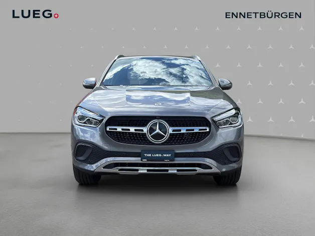 Mercedes-Benz GLA 250e Progressive 8G-DCT