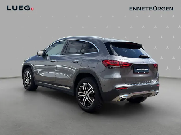 Mercedes-Benz GLA 250e Progressive 8G-DCT