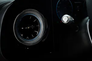Mercedes-Benz GLB 220 4Matic 8G-Tronic