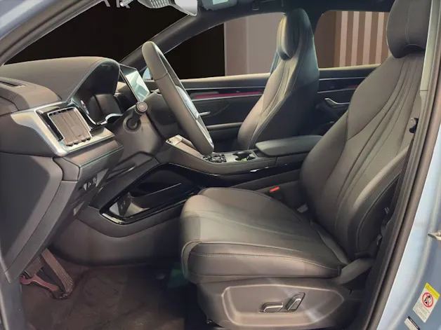 BYD Seal U DM-i Design AWD