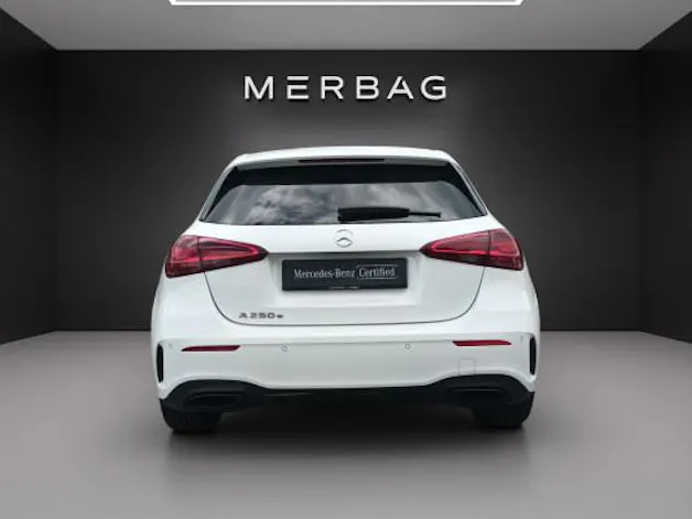 Mercedes-Benz A 250 e EQ Star 8G-DCT