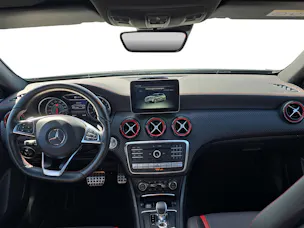 Mercedes-Benz A 45 AMG 4Matic Speedshift 7G-DCT