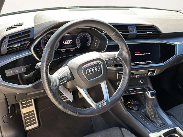 Audi Q3 35 TFSI S line Attraction S-tronic