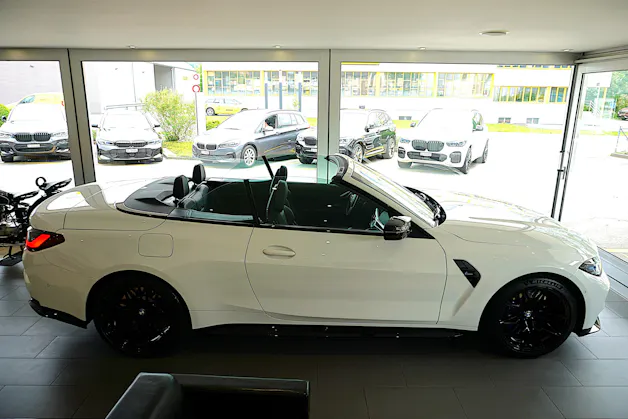 BMW M4 Cabrio Competition M xDrive
