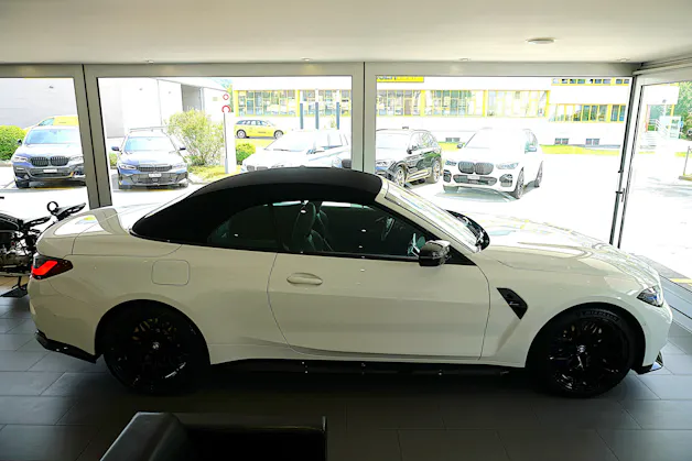 BMW M4 Cabrio Competition M xDrive