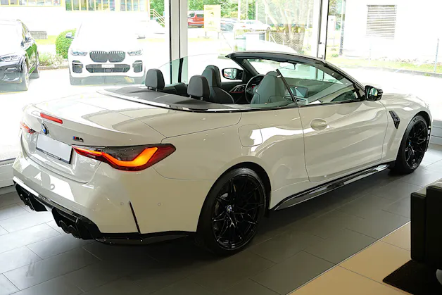BMW M4 Cabrio Competition M xDrive