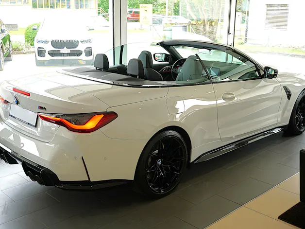 BMW M4 Cabrio Competition M xDrive