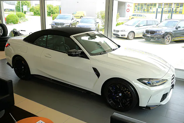 BMW M4 Cabrio Competition M xDrive