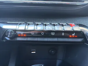 Peugeot 5008 1.2 Pure Tech Allure Pack EAT8