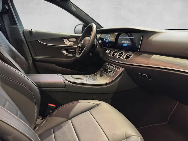 Mercedes-Benz E 220 d 4Matic AMG Line 9G-Tronic