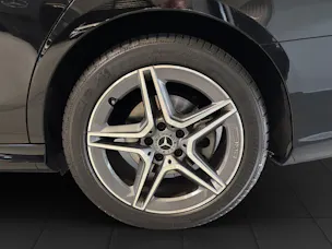 Mercedes-Benz E 220 d 4Matic AMG Line 9G-Tronic