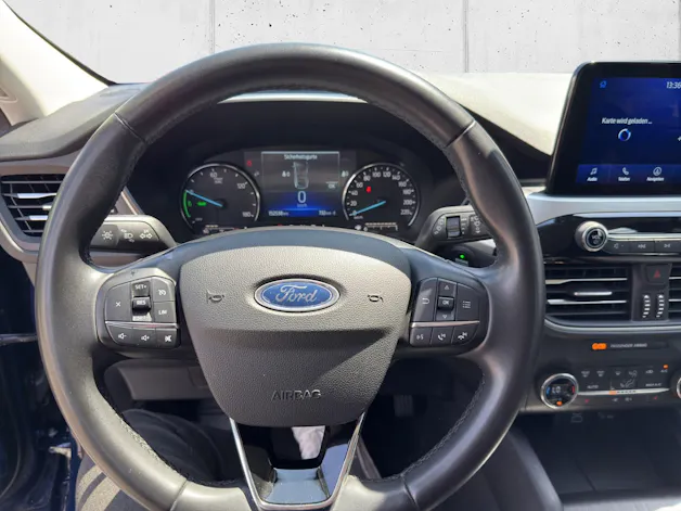 Ford Kuga 2.5 Hybrid Cool & Connect 4x4