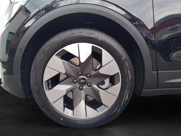 Ford Explorer Extended Range Premium AWD