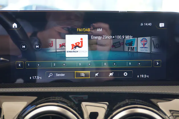 Mercedes-Benz CLA Shooting Brake 220 d 4Matic AMG Line
