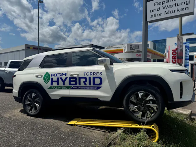 KGM -SsangYong Torres 1.5 TGDI Hybrid Platinum AT