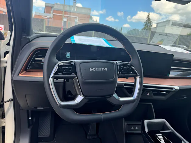 KGM -SsangYong Torres 1.5 TGDI Hybrid Platinum AT