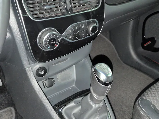 Renault Clio Grandtour 1.2 16V T Intens
