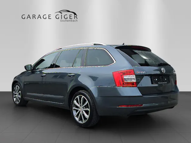 Škoda Octavia Combi 1.4 TSI Swiss Line 25 DSG