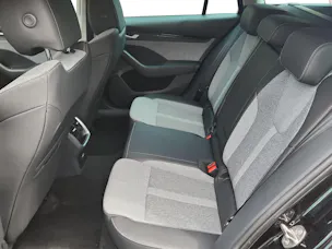 Škoda Octavia Combi 1.5 TSI mHEV DSG Dynamic