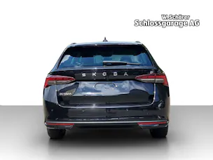 Škoda Octavia Combi 1.5 TSI mHEV DSG Dynamic