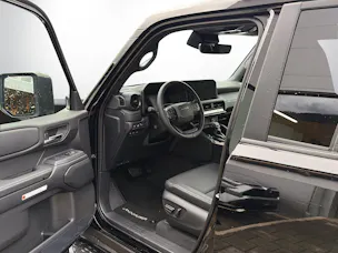 Toyota Land Cruiser 2.8 D 48V Style