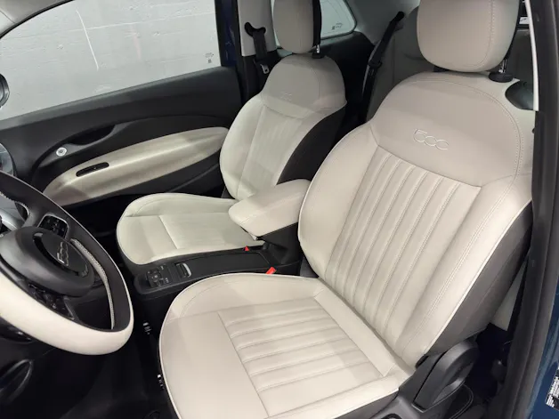 Fiat 500 Cabrio 1.0 Hybrid La Prima