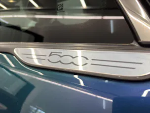 Fiat 500 Cabrio 1.0 Hybrid La Prima