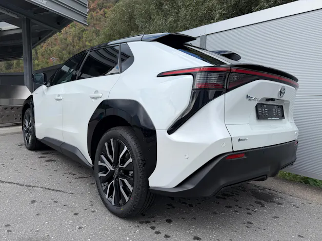 Toyota bZ4X Premium AWD