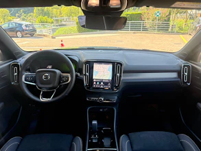 https://vehicle.imgix.net/4344000/bbedb9da-3d3e-4241-8e84-03fae81234dc.jpg