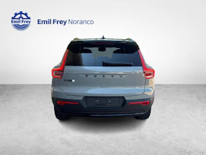 https://vehicle.imgix.net/4344000/ce1b3dae-7e70-4628-b027-21a3c88b9558.jpg