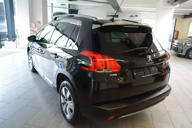 Peugeot 2008 1.2 PureTech 110 Allure S/S