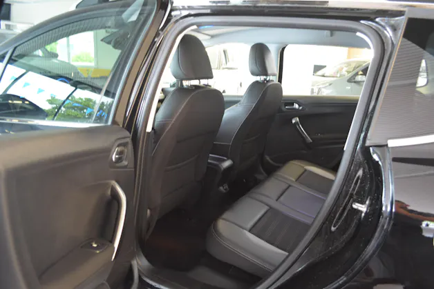 Peugeot 2008 1.2 PureTech 110 Allure S/S