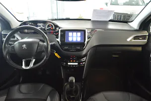 Peugeot 2008 1.2 PureTech 110 Allure S/S