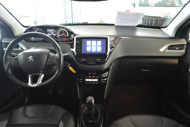 Peugeot 2008 1.2 PureTech 110 Allure S/S