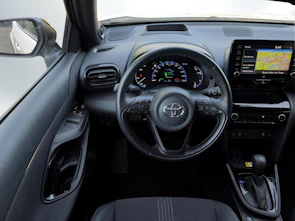image du véhicule TOYOTA Yaris Cross 1.5 VVT-i HSD Adventure AWD-i