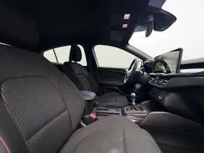 https://vehicle.imgix.net/4344198/d597e921-1cdf-48de-b272-74e576a80d53.jpg