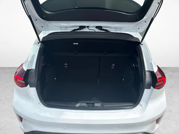 FORD Focus 1.0i EcoB Hybrid 155 ST-Line