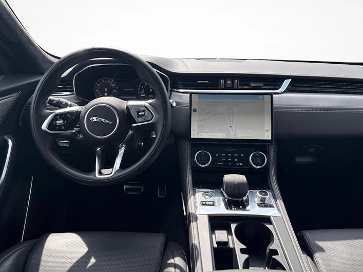 Fahrzeugbild JAGUAR F-PACE