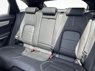 Jaguar F-Pace 2.0 P400e R-Dynamic HSE AWD
