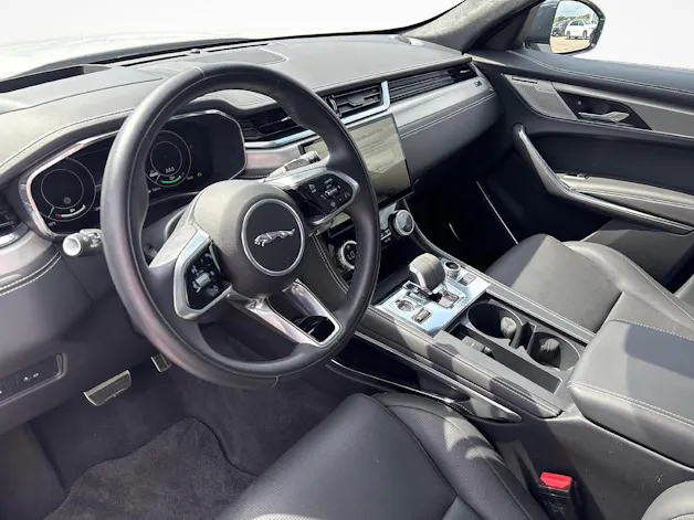 Jaguar F-Pace 2.0 P400e R-Dynamic HSE AWD