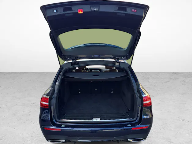 Mercedes-Benz E 220 d AMG Line 4matic Kombi