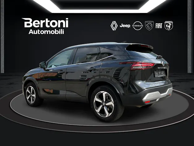 Nissan Qashqai 1.3 DIG-T 158 Premiere Edition