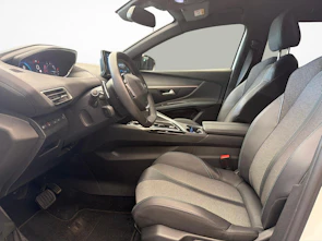 immagine del veicolo PEUGEOT 5008 1.5 BlueHDi Allure Pack