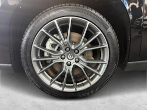 https://vehicle.imgix.net/4344236/dc0b98b0-9de5-430d-89c2-12bc117563ce.jpg