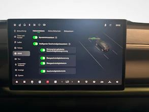 https://vehicle.imgix.net/4344236/e98f1832-e81a-4603-aea9-0db075ff6f05.jpg