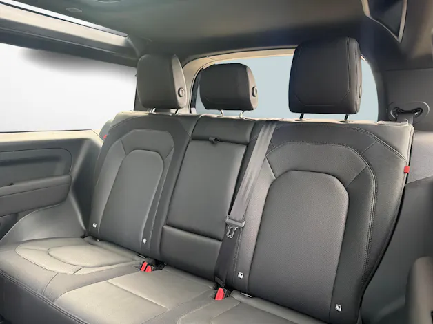 Land Rover Defender 90 2.0 Si4 X-Dynamic SE