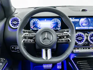 Mercedes-Benz GLA 250 Swiss Star AMG Line 4matic