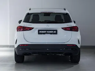 Mercedes-Benz GLA 250 Swiss Star AMG Line 4matic