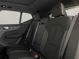 Volvo XC40 2.0 B3 MH Plus Dark