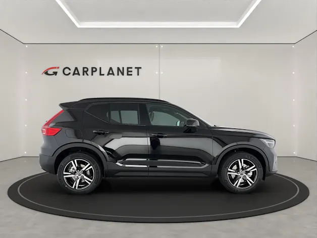 Volvo XC40 2.0 B3 MH Plus Dark